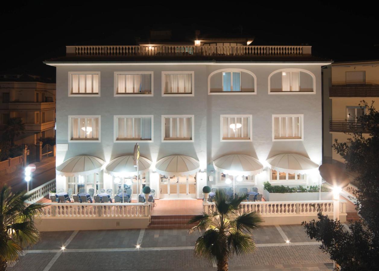 Hg Hotel Il Settebello Marina di Cecina Extérieur photo