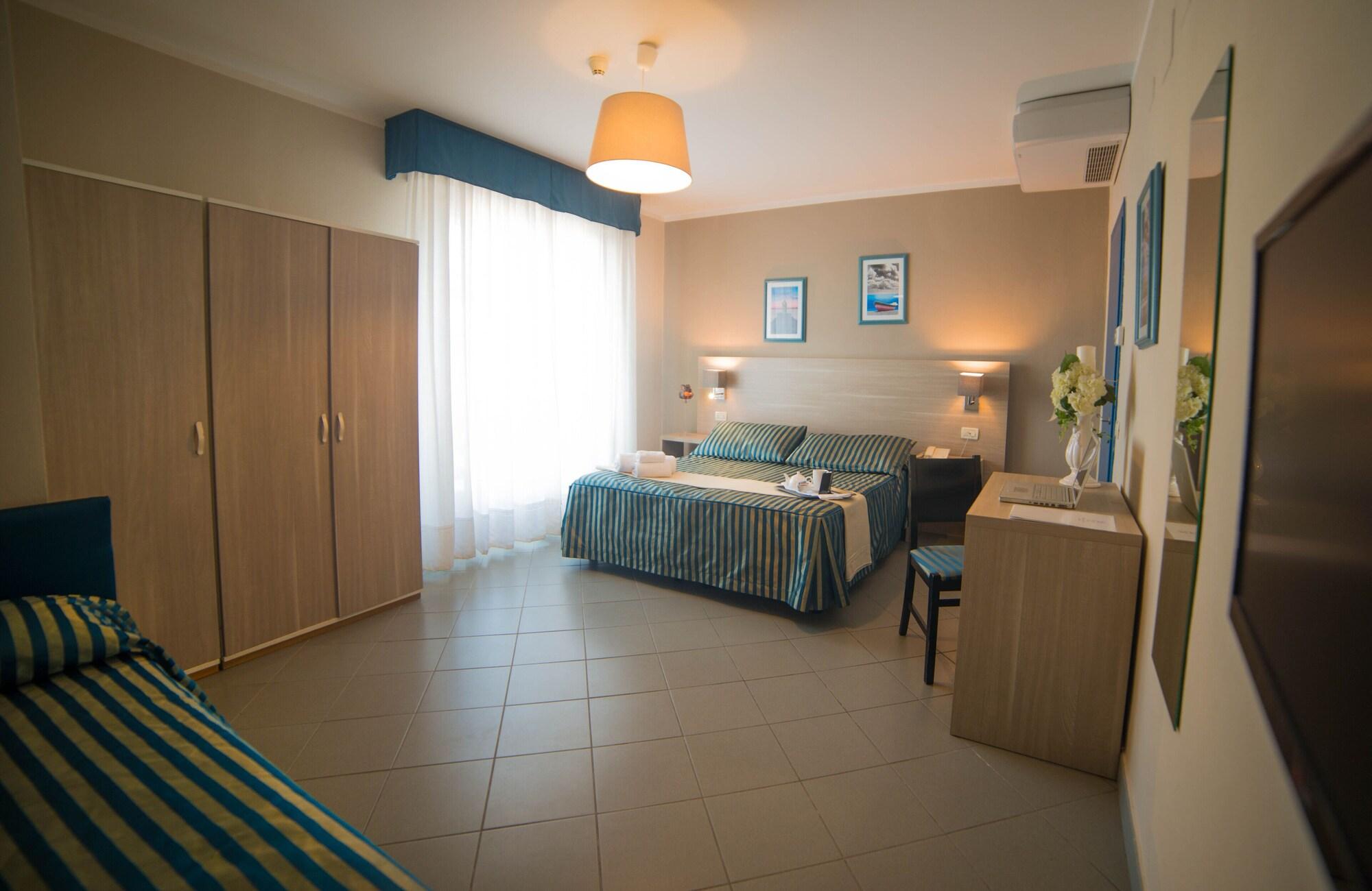 Hg Hotel Il Settebello Marina di Cecina Extérieur photo