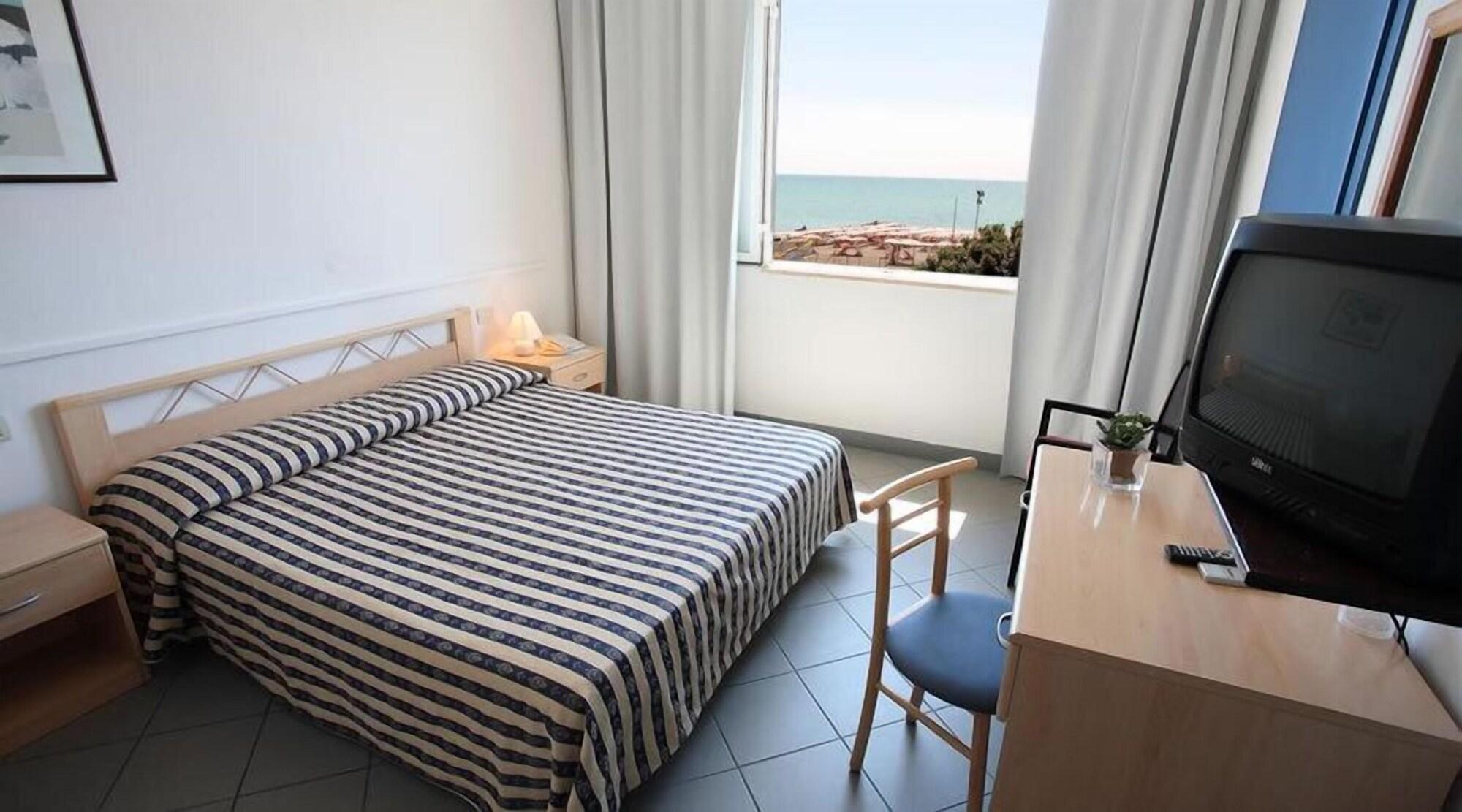 Hg Hotel Il Settebello Marina di Cecina Extérieur photo